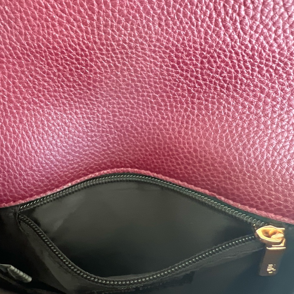 Handbag - Picture 7 of 9